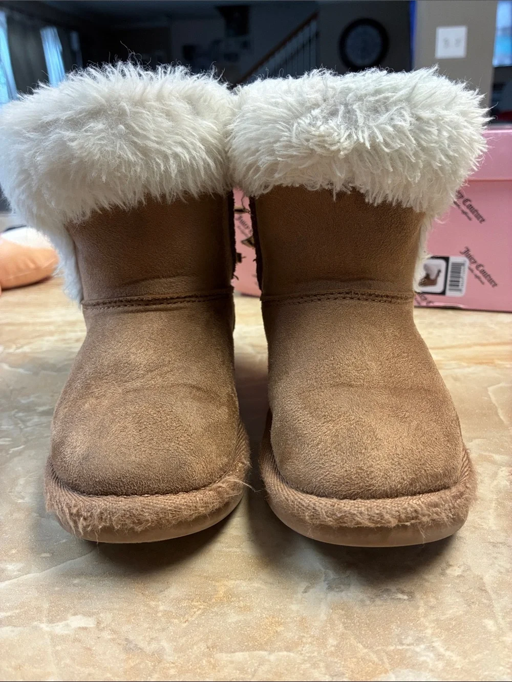 Toddler size 8 Juicy Couture King Girls Faux Fur Cold Weather Boots